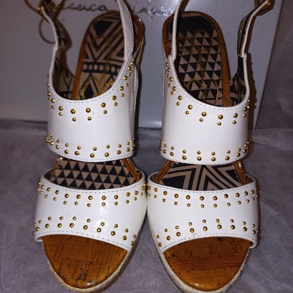 Jessica Simpson - Wedge summer sandal - Picture 2 of 6